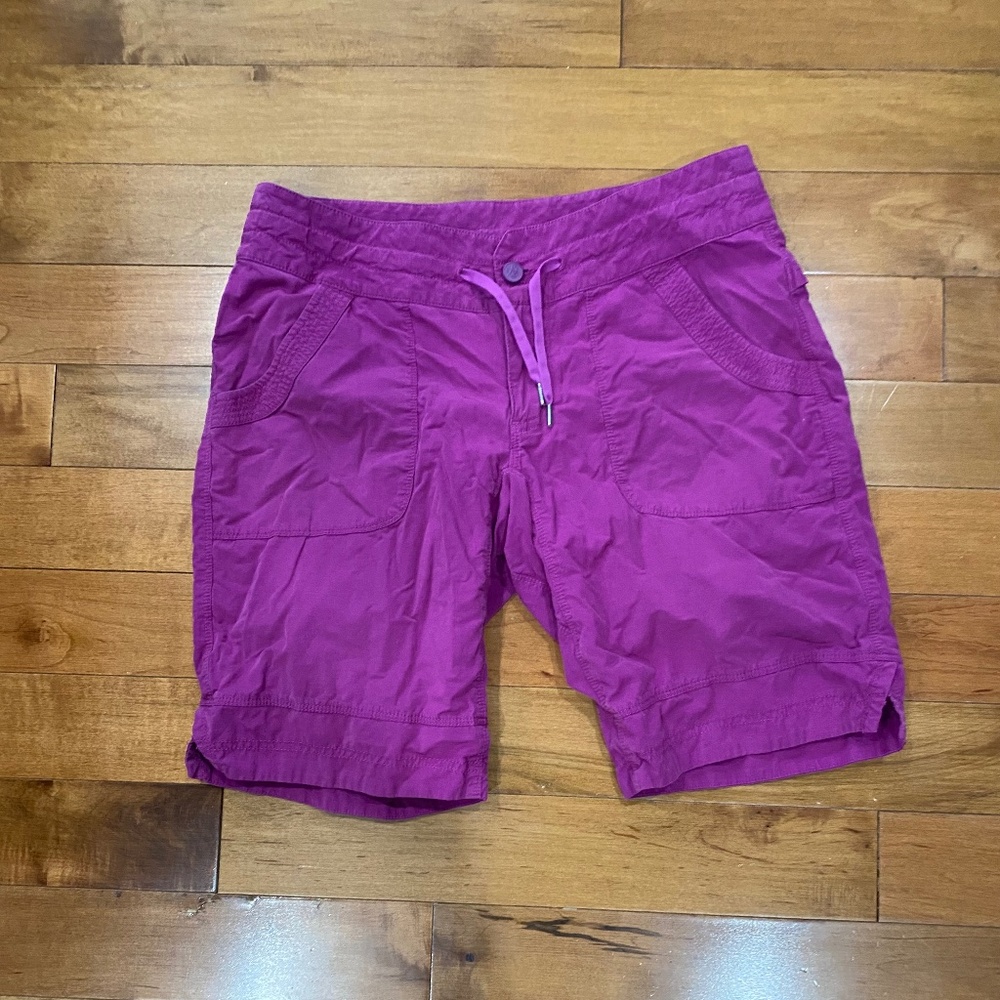 Marmot Bermuda shorts size 8